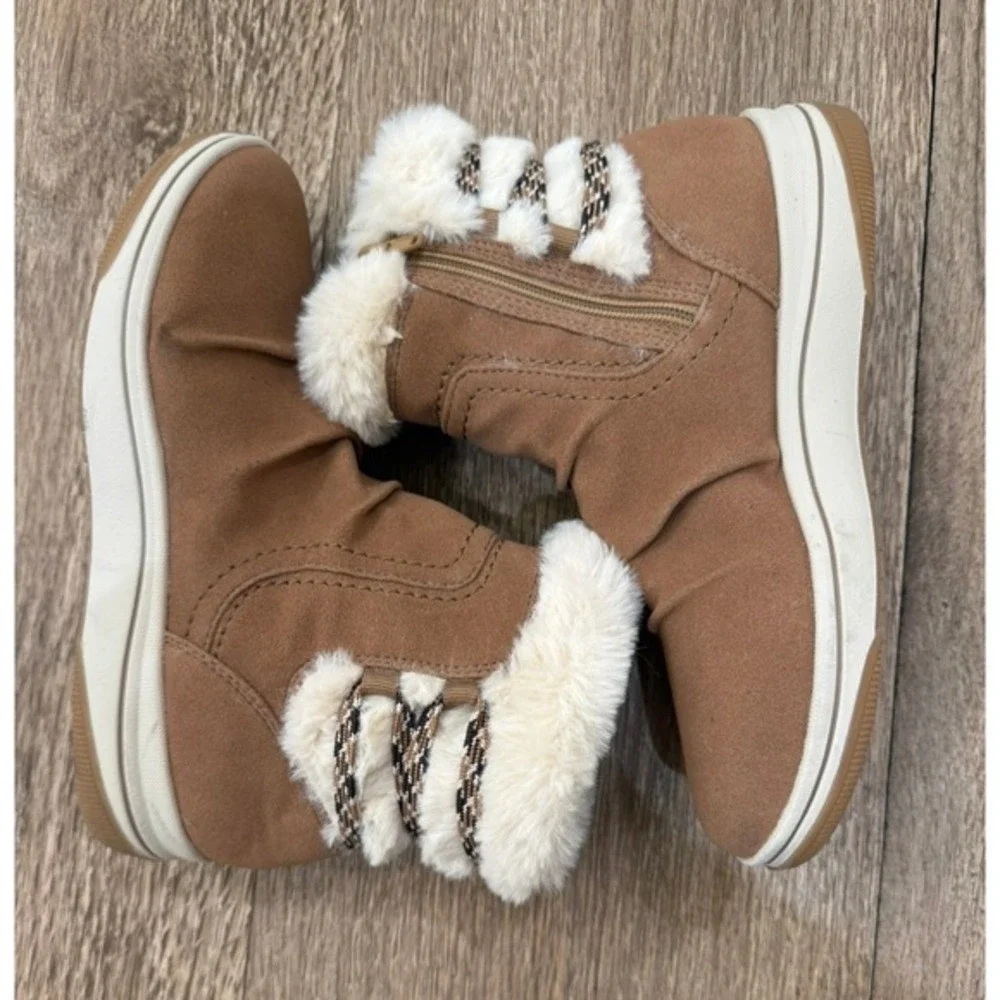 Clark's Brown Faux Suede Fur Trim‎ Ankle Boots Side Zip Size 5
